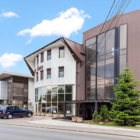 Hotel Charter Отопени Экстерьер фото