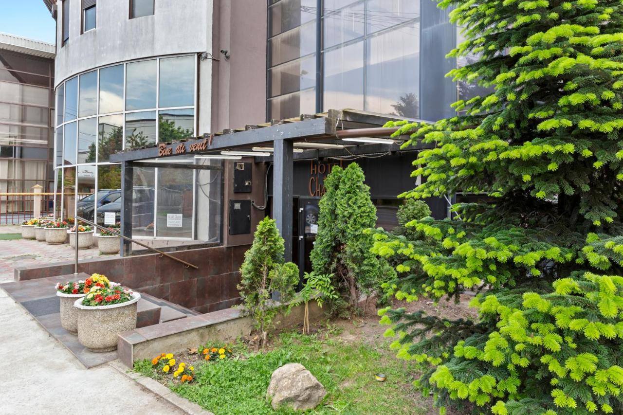 Hotel Charter Отопени Экстерьер фото