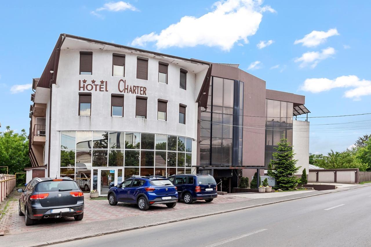 Hotel Charter Отопени Экстерьер фото